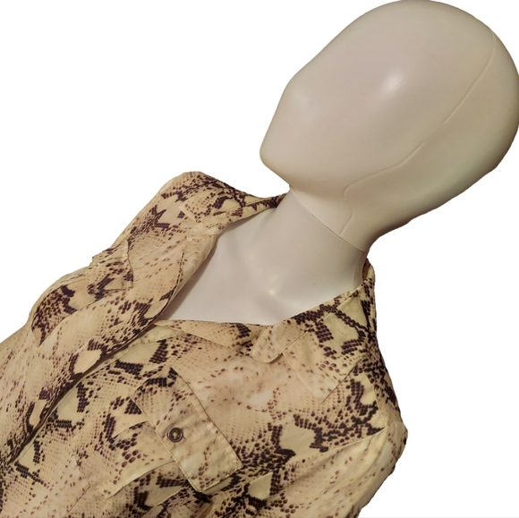 White House Black Market Snakeskin Print Silk Georgette Button Front Popover - Picture 3 of 16